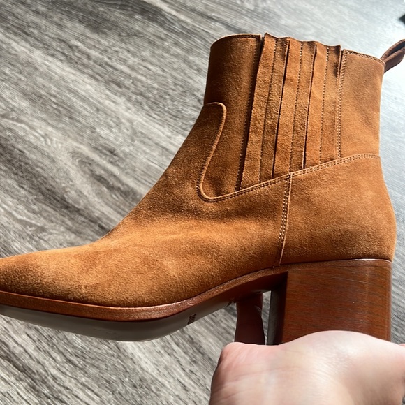 (SOLD) Frame Le Rue Bootie in Caramel - Picture 9 of 14